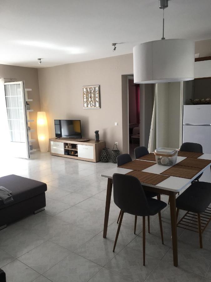 Filippos Apartments Argostoli  Bagian luar foto